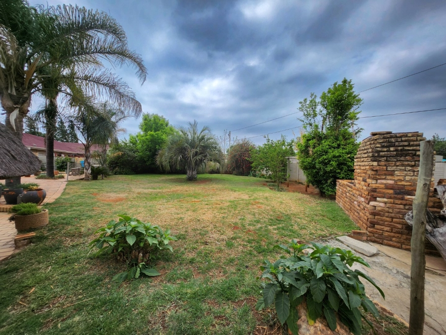 4 Bedroom Property for Sale in Stilfontein Ext 4 North West